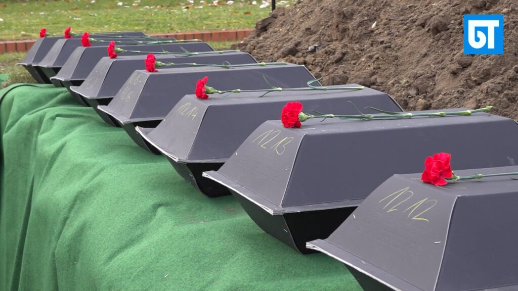 In Lebus wurden die sterblichen Überreste von 39 sowjetischen Soldaten umgebettet.